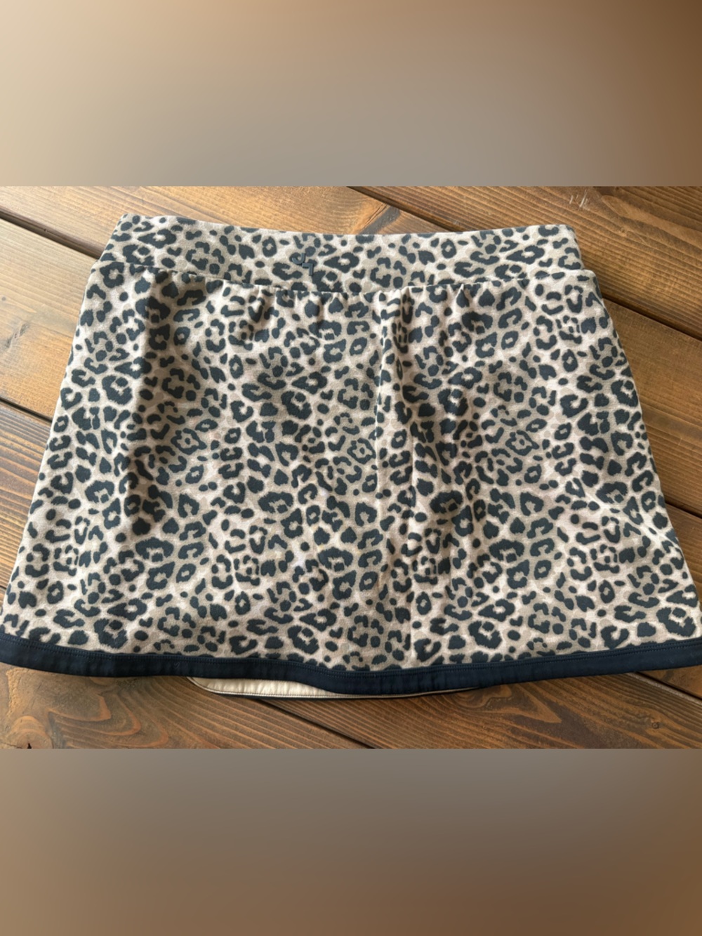 JoyLab Leopard Print Mini Skirt with Black Trim - Picture 4 of 5